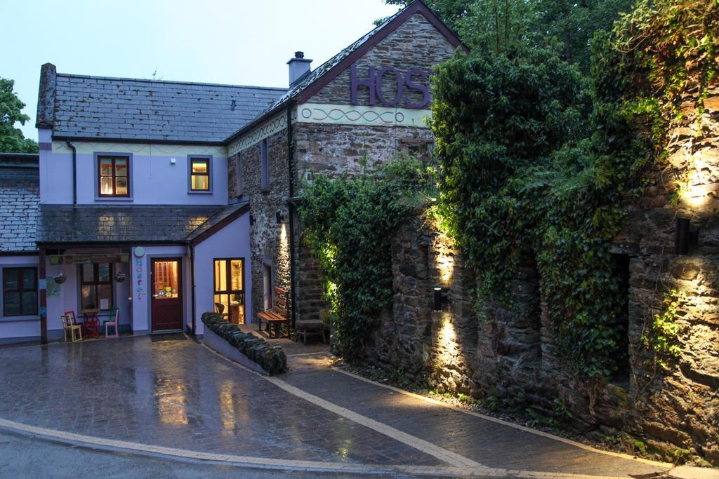 Moville Boutique Hostel & Apartments エクステリア 写真