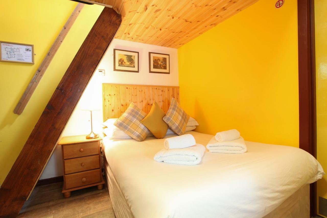 Moville Boutique Hostel & Apartments エクステリア 写真