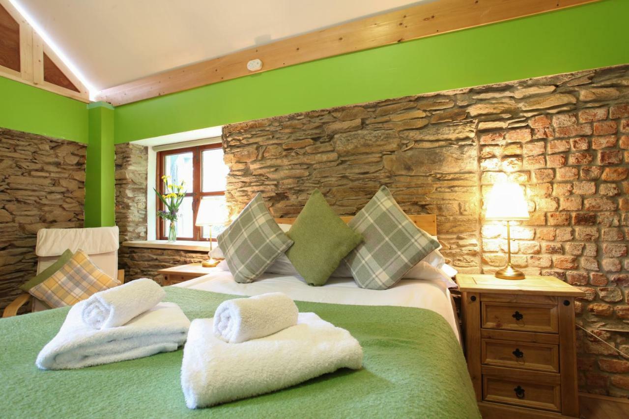 Moville Boutique Hostel & Apartments エクステリア 写真