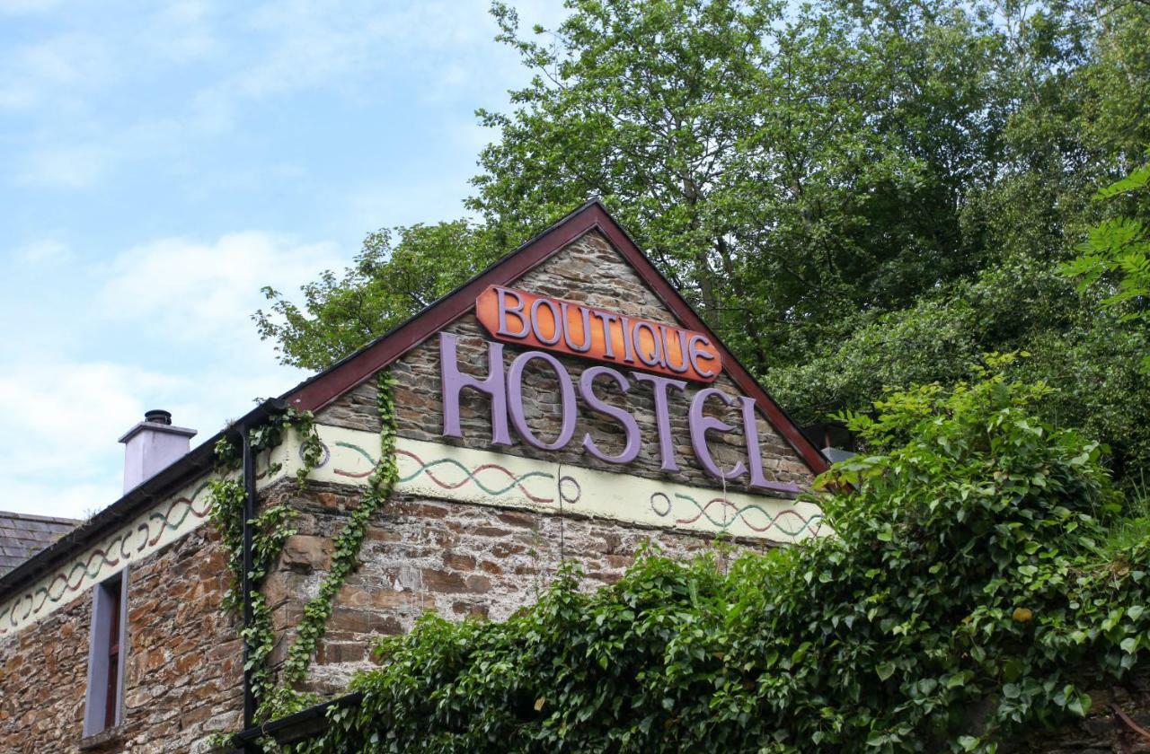 Moville Boutique Hostel & Apartments エクステリア 写真