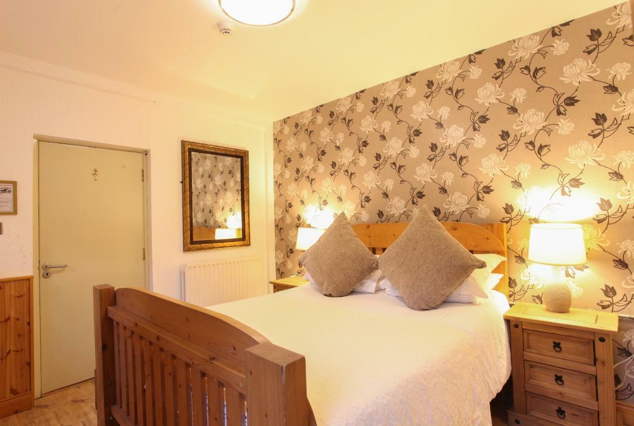 Moville Boutique Hostel & Apartments エクステリア 写真